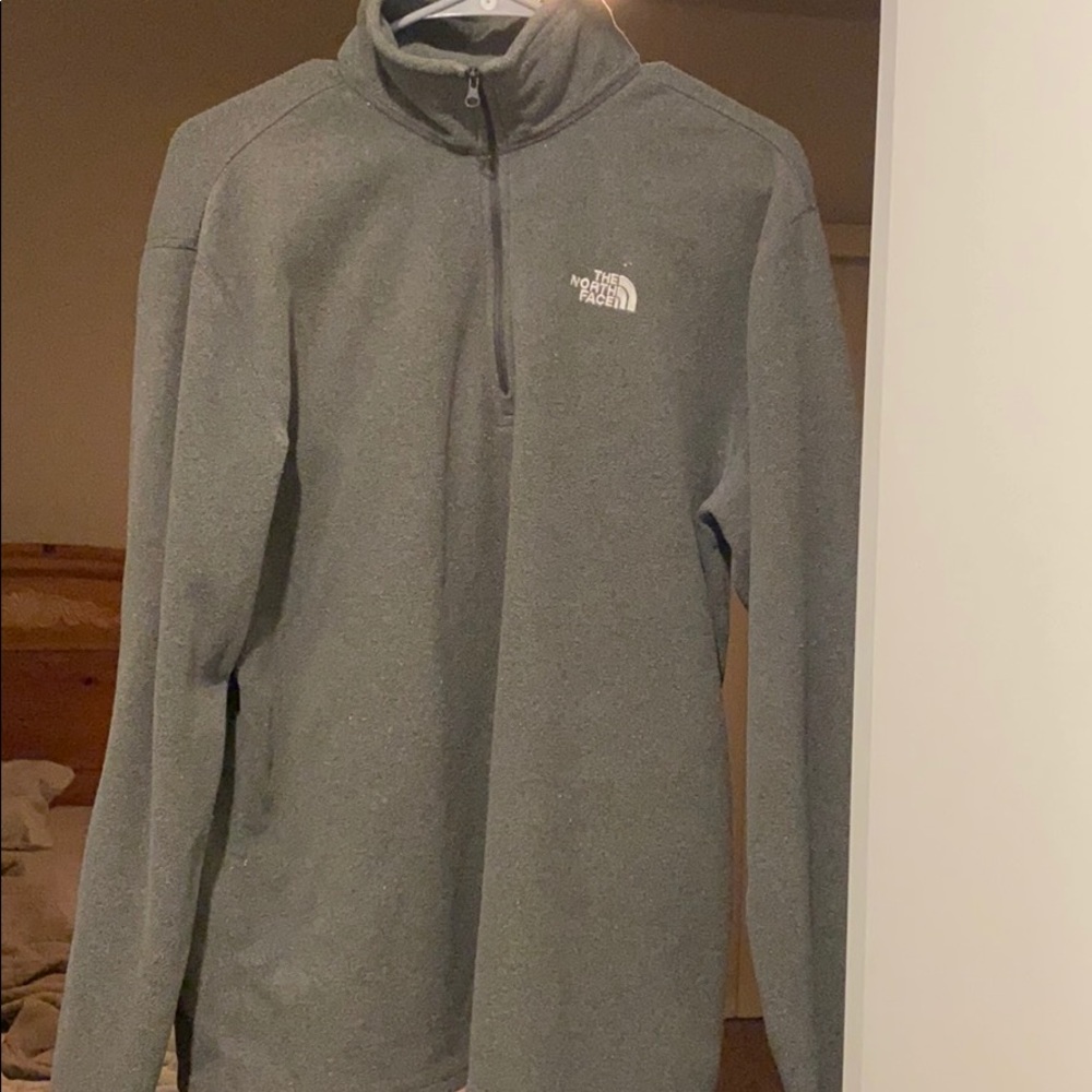 North Face 1/4 Zip Up